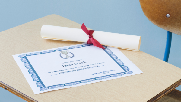 Use Corporate Certificates to Recognize & Reward Innovative Thinking