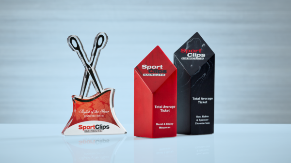 How to Design Personalized Custom Trophies That Truly Shine